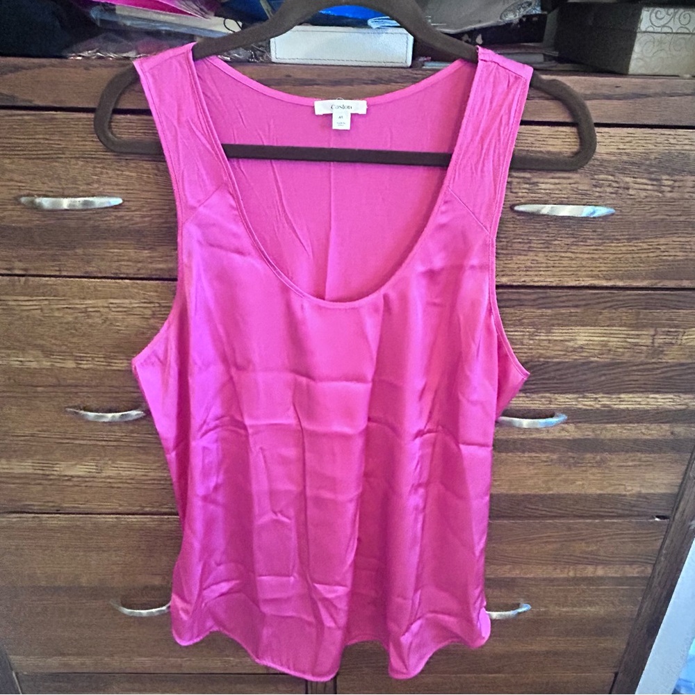 Caslon sleeveless shell size XL